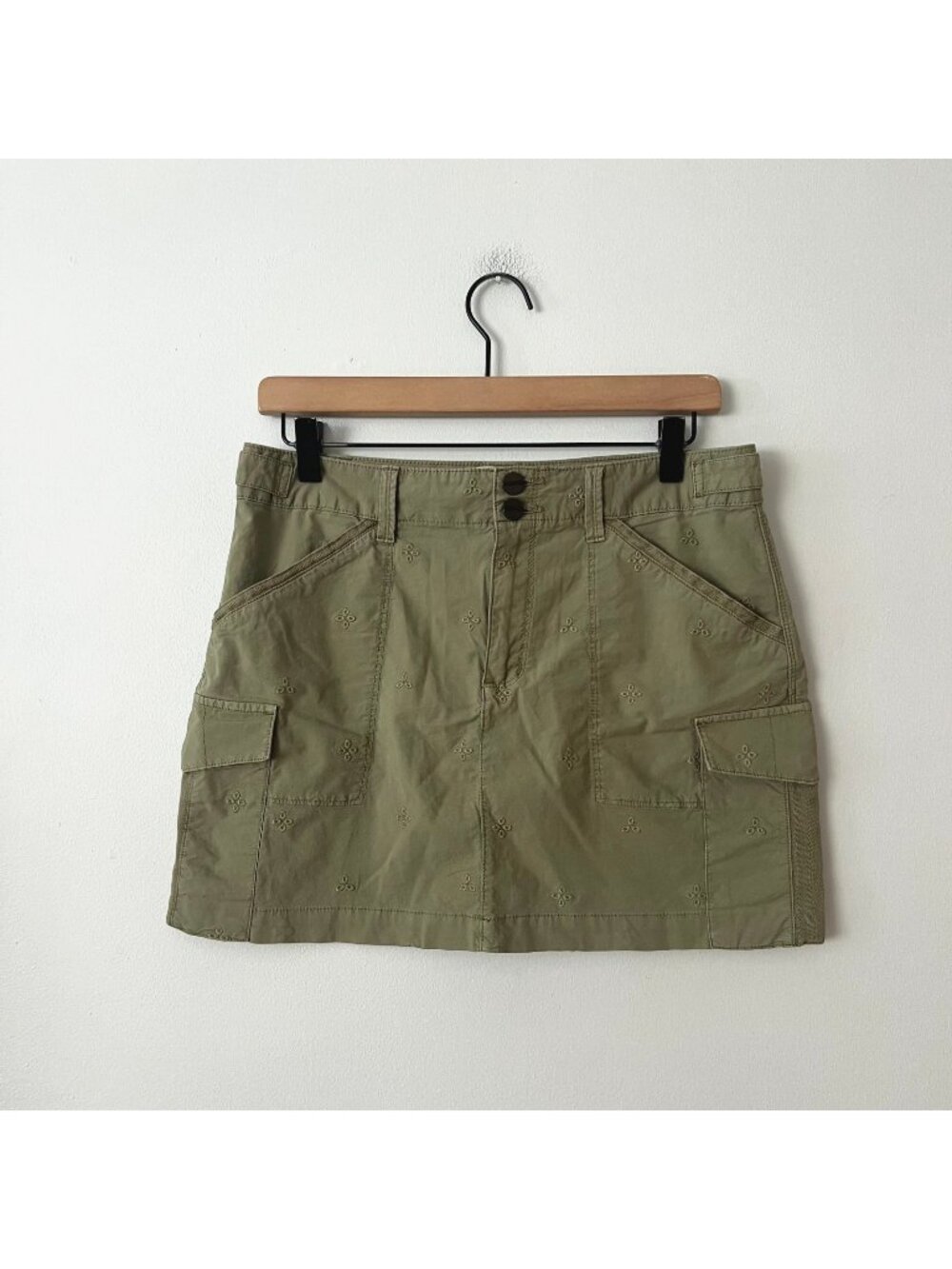 Sanctuary Standard Surplus Embroidered Green Cargo Mini Skirt Women's Size 27